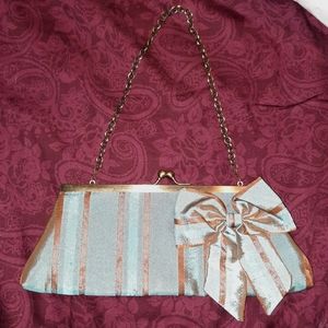 Vintage Ladies Shoulder Clutch